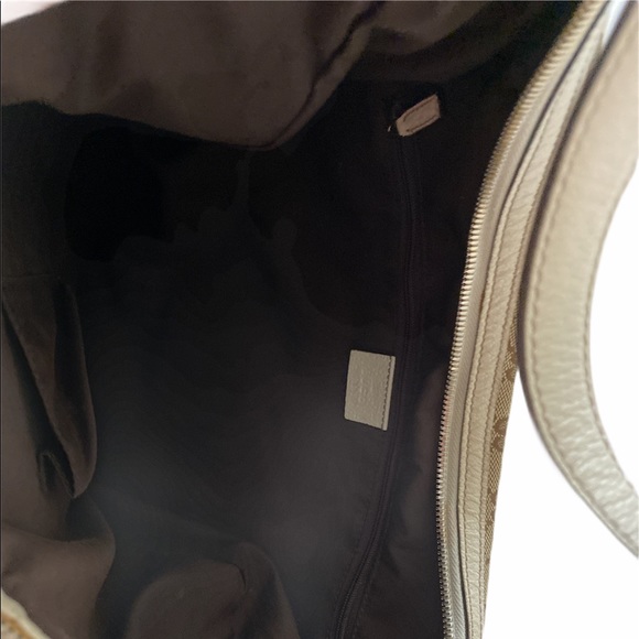 Gucci Bag - Picture 4 of 7